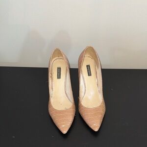 Nine West Tan Crocodile Pattern Heels